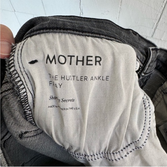MOTHER The Hustler Ankle Fray Sharing Secrets Jeans Grey size 31 - Picture 7 of 9